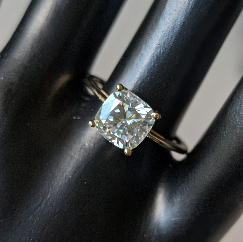 10K Gold Cushion Cut Moissanite Ring